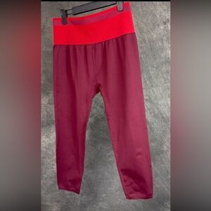 Fabletics High-Waisted Seamless 7/8 Leggings | Cherry Red | XL